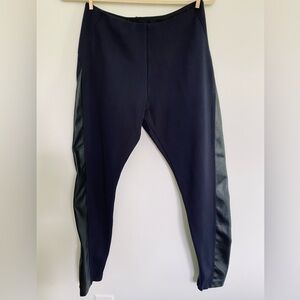 Lysse Navy Stretch Leggings with Faux Leather Panels